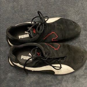 Women’s shoes puma